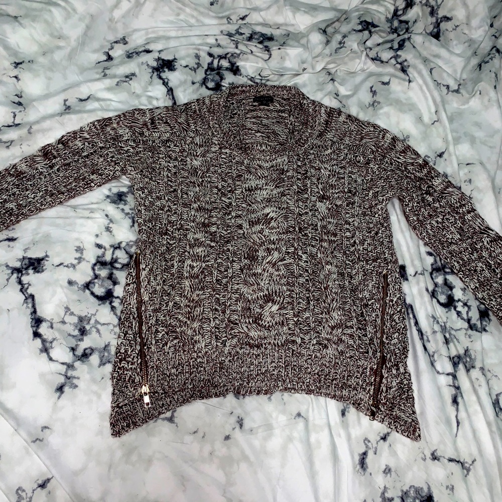 Cable Knit Sweater Small